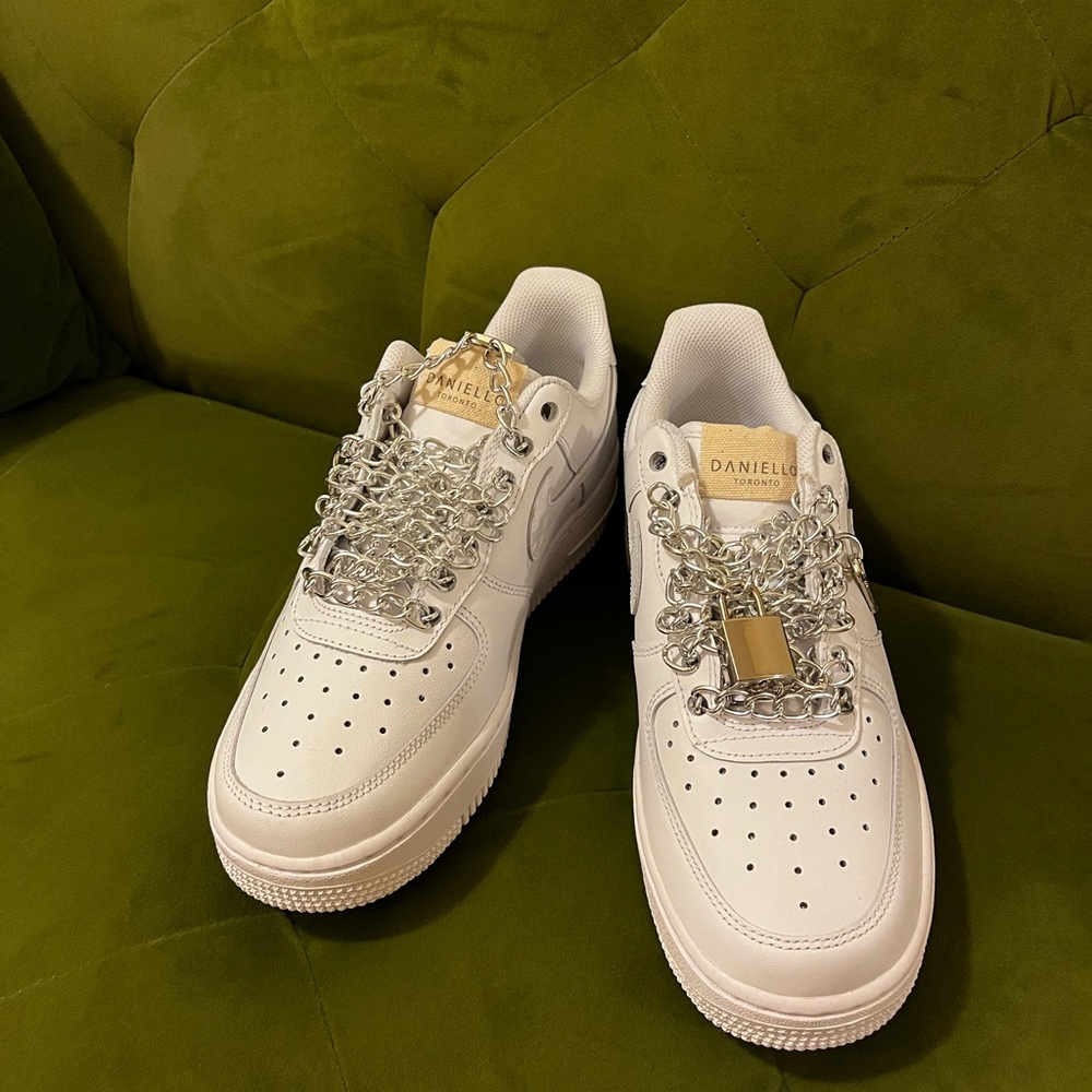 Nike White Leather Sneakers with Silver Chain and Padlock